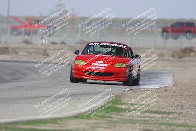 media/Oct-25-2025-CalClub SCCA (Sat) [[34c778dfbe]]/Group 4/Qualifying/